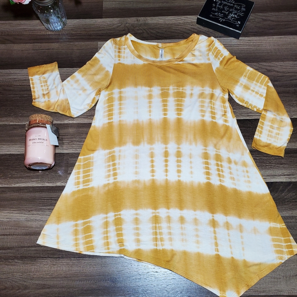 🌸MISSES & PLUS🌸 3/4 Sleeve Tie Dye Tunic